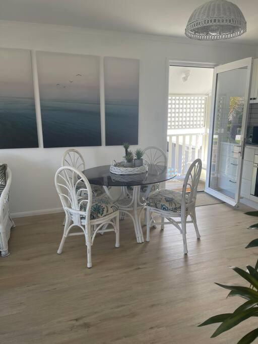 Studio Seaside Self-Contained Apartment Marcoola Exterior foto