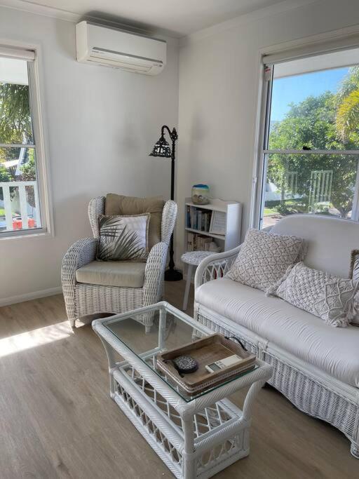 Studio Seaside Self-Contained Apartment Marcoola Exterior foto