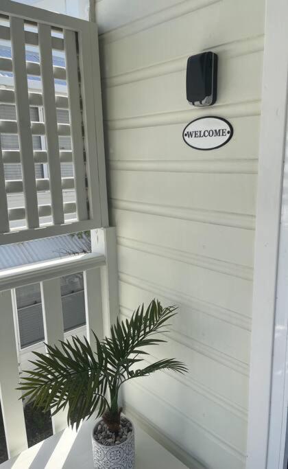 Studio Seaside Self-Contained Apartment Marcoola Exterior foto